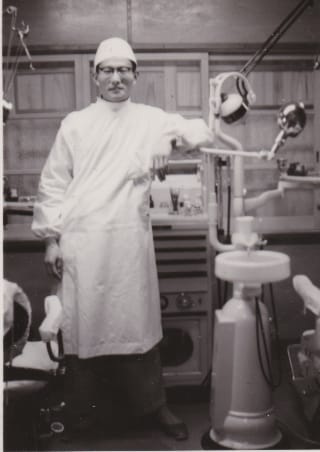 岡村歯科医院開業当時の写真