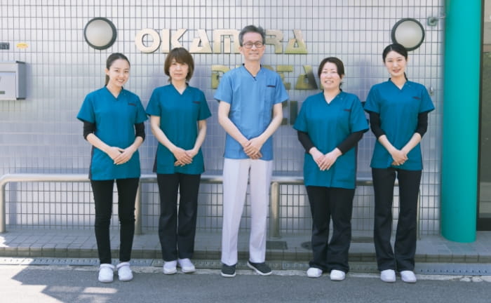 職員の集合写真